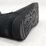 Paar schoenen, maat 37, UGG, 1016222 – foto 8 – kavel bij Domeinen Roerende Zaken, Groningen