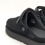 Paar schoenen, maat 37, UGG, 1138252 – foto 6 – kavel bij Domeinen Roerende Zaken, Groningen