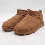 Paar schoenen, maat 37, UGG, 1116109 – kavel bij Domeinen Roerende Zaken, Groningen
