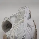 Paar sneakers, maat 44, Asics, F960124 – foto 9 – kavel bij Domeinen Roerende Zaken, Groningen