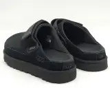 3x Paar schoenen, maat 37, UGG, 1138252 – foto 5 – kavel bij Domeinen Roerende Zaken, Groningen