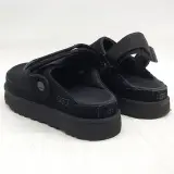 3x Paar schoenen, maat 37, UGG, 1138252 – foto 9 – kavel bij Domeinen Roerende Zaken, Groningen