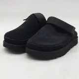 5x Paar schoenen, maat 37, UGG, 1138252 – kavel bij Domeinen Roerende Zaken, Groningen