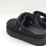 3x Paar schoenen, maat 37, UGG, 1138252 – foto 6 – kavel bij Domeinen Roerende Zaken, Groningen