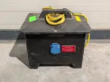 Scheidingstransformator 230V 2500VA, Elspro, Aachen 3980002, 2011 – foto 2 – kavel bij Onlineveilingmeester, Heerenveen