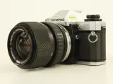 Olympus OM-10 analoge spiegelreflexcamera met 35-70mm lens – foto 3 – kavel bij De Kringwinkel, Antwerpen