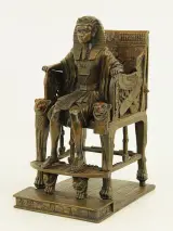 Toetanchamon op zijn rijk versierde troon - decoratief beeld in Egyptische stijl – foto 2 – kavel bij De Kringwinkel, Antwerpen