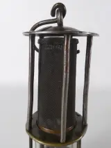 Oude metalen mijnlamp met glazen cilinder – foto 3 – kavel bij De Kringwinkel, Heverlee