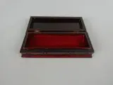 Houten sieraden- of opbergdoosje met reliëf – foto 2 – kavel bij De Kringwinkel, Diest