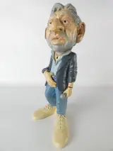 Beeldje caricaturale weergave van Franse zanger Serge Gainsbourg – foto 2 – kavel bij De Kringwinkel, Heverlee