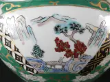 Handbeschilderde porseleinen cachepot in Japanse Imari-stijl – foto 5 – kavel bij De Kringwinkel, Heverlee