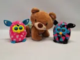 Set van 2 vintage Hasbro Furby Boom interactieve knuffels en 1 VTech Kruip en Leer Babybeer – kavel bij De Kringwinkel, Gent