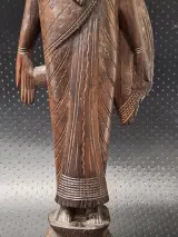 Traditioneel Indiaas houten snijwerk van de vierarmige godheid Lakshmi – foto 3 – kavel bij De Kringwinkel, Gent