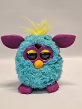 Set van 1 vintage Hasbro Furby Boom interactieve knuffel en 2 VTech Kruip en Leer Babyberen – foto 3 – kavel bij De Kringwinkel, Gent