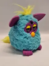 Set van 1 vintage Hasbro Furby Boom interactieve knuffel en 2 VTech Kruip en Leer Babyberen – foto 5 – kavel bij De Kringwinkel, Gent