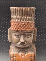Terracotta replica van een Tolteekse Atlante krijger - Mecixo of Hidalgo – foto 7 – kavel bij De Kringwinkel, Gent