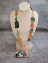 Exclusieve halssnoer met natuurlijke edelstenen en "Collector Gems" set – kavel bij De Kringwinkel, Gent