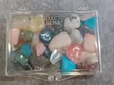 Exclusieve halssnoer met natuurlijke edelstenen en "Collector Gems" set – foto 2 – kavel bij De Kringwinkel, Gent