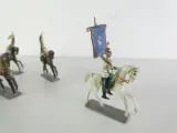 9 paar metalen ruitersoldaatjes te paard – foto 2 – kavel bij De Kringwinkel, Heverlee
