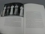 Boek Dance in Flanders – foto 7 – kavel bij De Kringwinkel, Diest