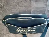 Iconische vintage-style Pan Am schoudertas – foto 7 – kavel bij De Kringwinkel, Gent