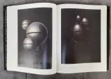 Boek: Magritte – foto 6 – kavel bij De Kringwinkel, Gent