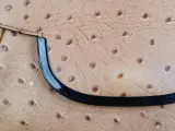 Stijlvolle Coccinelle handtas in struisvogelleder-look – foto 10 – kavel bij De Kringwinkel, Gent