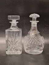 Set van twee kristallen whisky karaffen – kavel bij De Kringwinkel, Gent