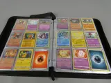 Binder Pokémon kaarten – foto 4 – kavel bij De Kringwinkel, Diest
