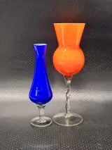 Set van 2 mondgeblazen opaline vazen in Empoli en/of Murano stijl – kavel bij De Kringwinkel, Gent