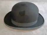 Klassieke zwarte bolhoed - Vintage "Superior Quality" vilt – foto 4 – kavel bij De Kringwinkel, Gent