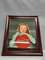Vintage Coca-Cola reclamespiegel - klassieke pin-up girl met glas – foto 2 – kavel bij De Kringwinkel, Gent