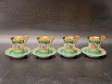 Antieke Porseleinen Mokka- / Espressoset van B&S (Bavaria) - 4 Kop-en-Schotels met Vergulding en Galante Scènes – kavel bij De Kringwinkel, Gent