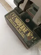 Antieke Franse Perforator "Le Moderne" N° 1 – foto 3 – kavel bij De Kringwinkel, Geraardsbergen