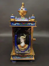 Decoratieve tafelklok in cloisonné-email – foto 2 – kavel bij De Kringwinkel, Ninove