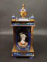 Decoratieve tafelklok in cloisonné-email – foto 4 – kavel bij De Kringwinkel, Ninove