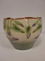 Art Nouveau bloempot met bloemenmotief – foto 2 – kavel bij De Kringwinkel, Ronse