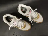 Nike Air Max 90 "metallic gold" – foto 2 – kavel bij De Kringwinkel, Ninove
