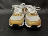 Nike Air Max 90 "metallic gold" – foto 6 – kavel bij De Kringwinkel, Ninove