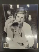 Lady Diana - Travolta Dress pop + boeken en video’s – foto 7 – kavel bij De Kringwinkel, Ninove