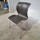 Ca. 17x Stoel, Fritz Hansen – foto 3 – kavel bij Domeinen Roerende Zaken, Groningen
