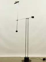 Vintage Minimalistische Halogeen Vloerlamp met Contragewicht (Jaren '80) – foto 3 – kavel bij De Kringwinkel, Antwerpen