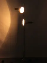 Vintage chroom vloerlamp met 2 spots – Toegeschreven aan Hustadt / Hans Schmidt – foto 8 – kavel bij De Kringwinkel, Antwerpen