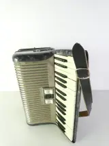 Vintage Hohner Contessa IM accordeon – kavel bij De Kringwinkel, Heverlee