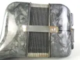 Vintage Hohner Contessa IM accordeon – foto 12 – kavel bij De Kringwinkel, Heverlee