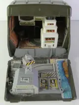 Galoob Micro Machines speelset met voertuigen en militaire basis – foto 6 – kavel bij De Kringwinkel, Heverlee