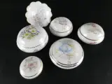 Set van 6 handgeschilderde Limoges porseleinen doosjes – kavel bij De Kringwinkel, Heverlee