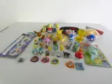 Set van diverse Pokémon figuurtjes en accessoires – kavel bij De Kringwinkel, Heverlee