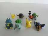 Set van diverse Pokémon figuurtjes en accessoires – foto 2 – kavel bij De Kringwinkel, Heverlee