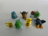 Set van diverse Pokémon figuurtjes en accessoires – foto 3 – kavel bij De Kringwinkel, Heverlee